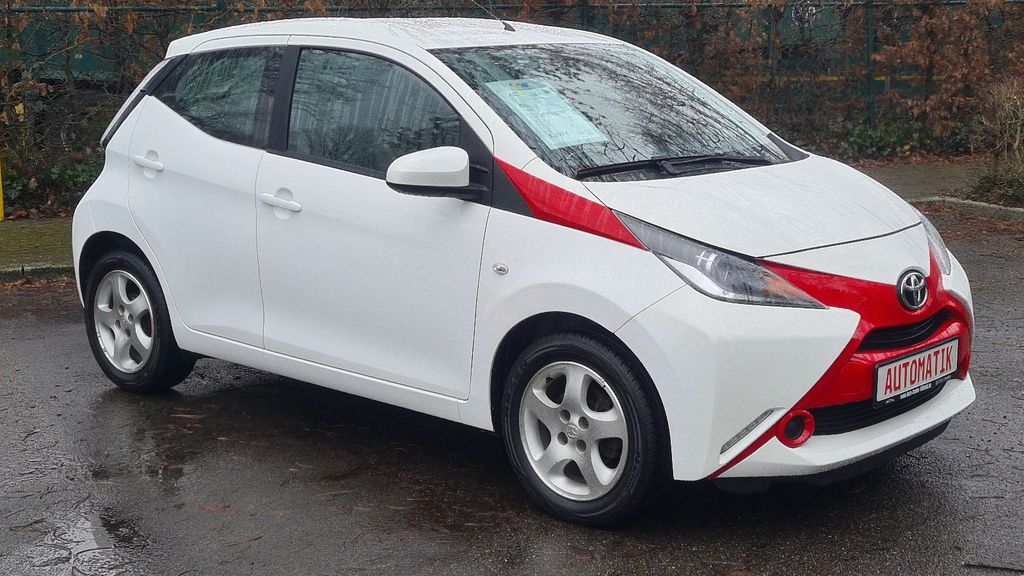 Toyota Aygo (X) 122.628 km 7.950 &euro; Dorsten 46282
