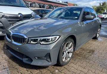 BMW 318 81.500 km 21.900 &euro; Bochum 44793