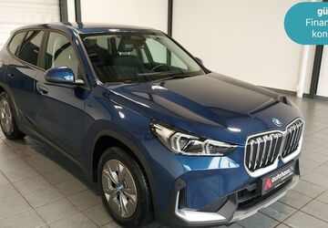 BMW iX1 33.151 km 32.290 &euro; Wuppertal 42287
