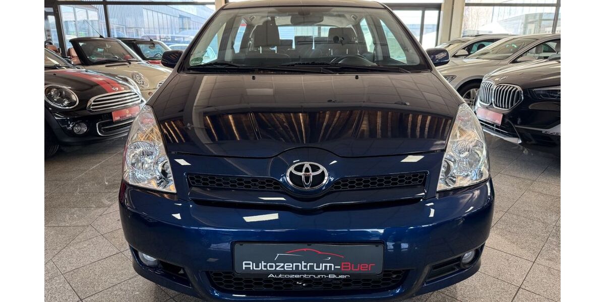 Toyota Corolla Verso 82.000 km 7.990 &euro; Gelsenkirchen 45881