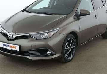 Toyota Auris 70.820 km 13.270 &euro; Essen 45141