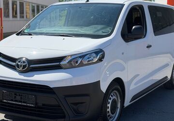 Toyota Proace (Verso) 137.000 km 19.900 &euro; Herten 45701