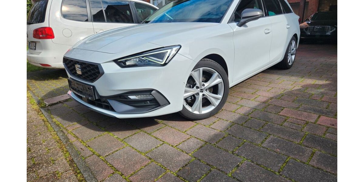 Seat Leon 143.378 km 14.980 &euro; Dorsten 46286