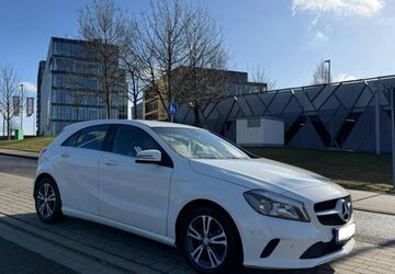 Mercedes-Benz A 180 145.352 km 13.000 &euro; Essen 45329