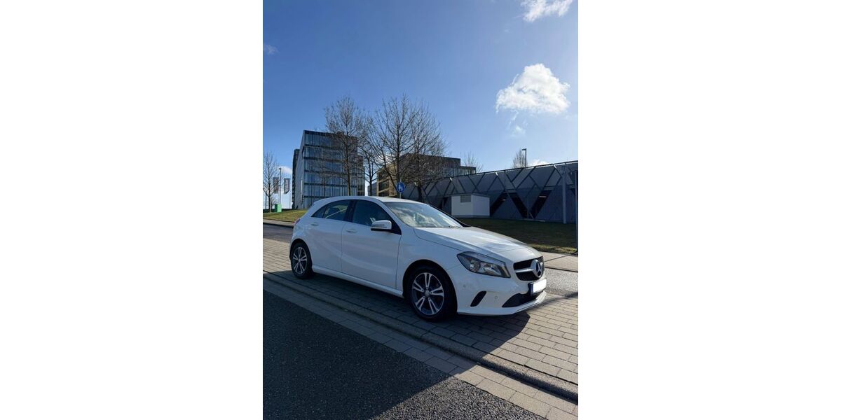 Mercedes-Benz A 180 145.352 km 13.000 &euro; Essen 45329