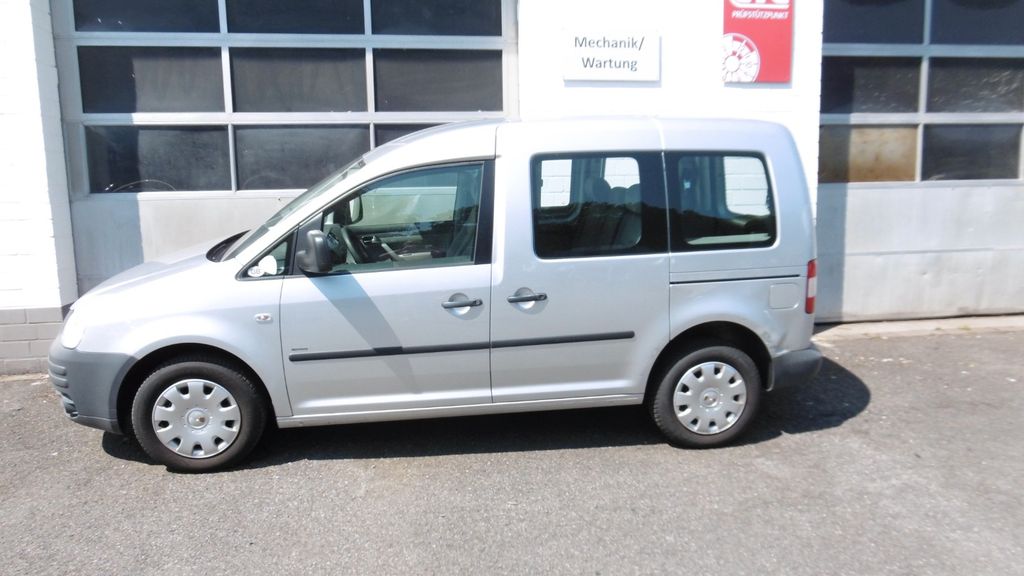 VW Caddy 218.000 km 3.990 &euro; Bochum 44879