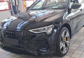 Audi e-tron 44.937 km 32.455 &euro; Hagen 58091