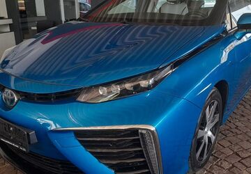 Toyota Mirai 31.632 km 15.900 &euro; Gelsenkirchen 45888