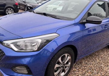 Hyundai i20 74.000 km 10.499 &euro; Essen 45355