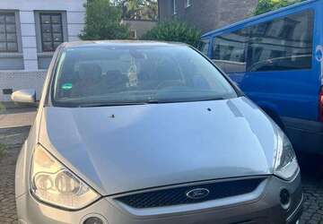 Ford C-Max 247.000 km 4.000 &euro; Herne 44652