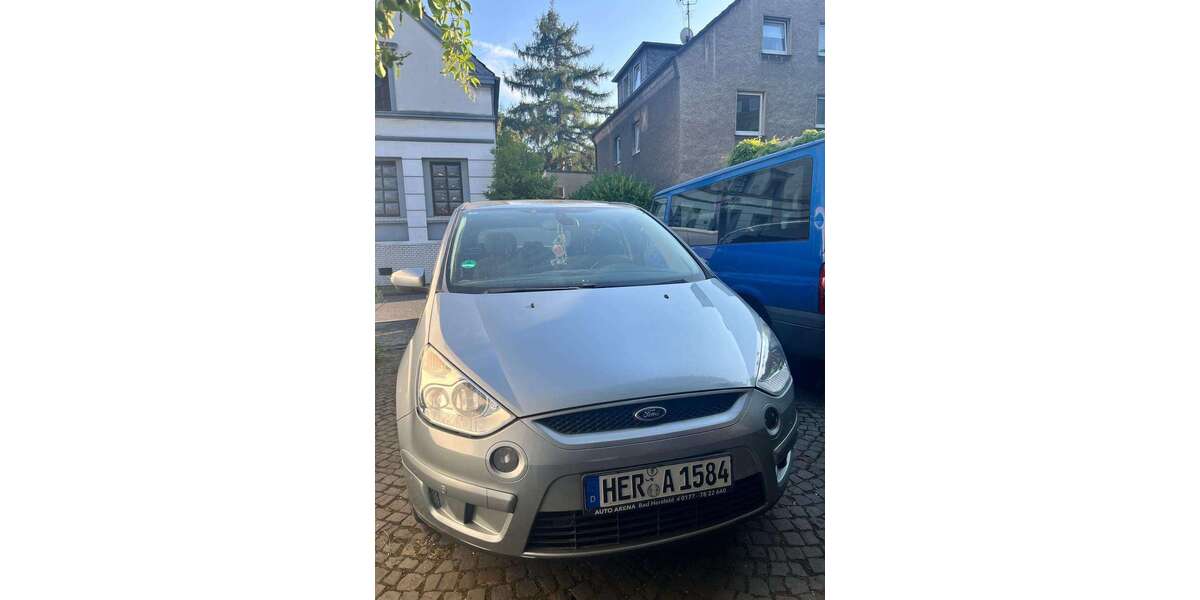 Ford C-Max 247.000 km 4.000 &euro; Herne 44652