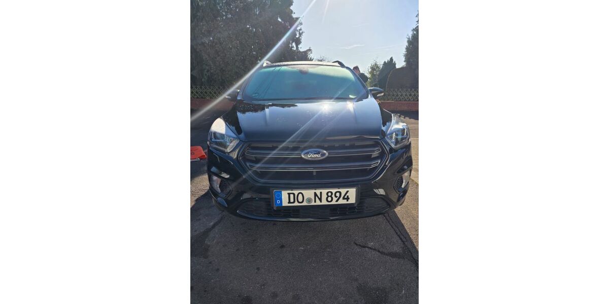 Ford Kuga 61.817 km 18.500 &euro; Dortmund 44309