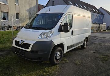 Peugeot Boxer 197.000 km 5.900 &euro; Oberhausen 46117