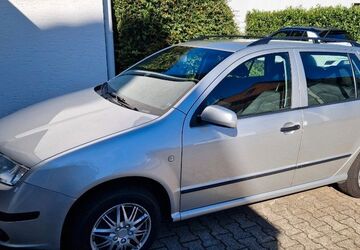 Skoda Fabia 98.469 km 2.500 &euro; Sprockhövel 45549