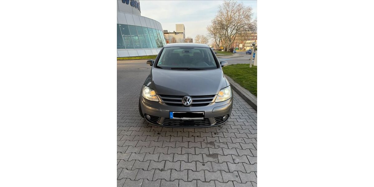 VW Golf Plus 241.903 km 2.500 &euro; Essen 45130