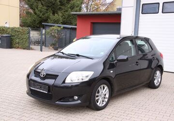 Toyota Auris 182.200 km 4.700 &euro; Velbert 42549
