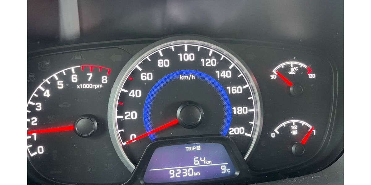 Hyundai i10 9.233 km 10.000 &euro; Mülheim 45476