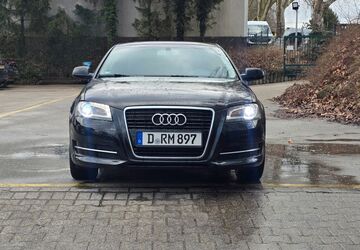 Audi A3 210.000 km 4.400 &euro; Essen 45327