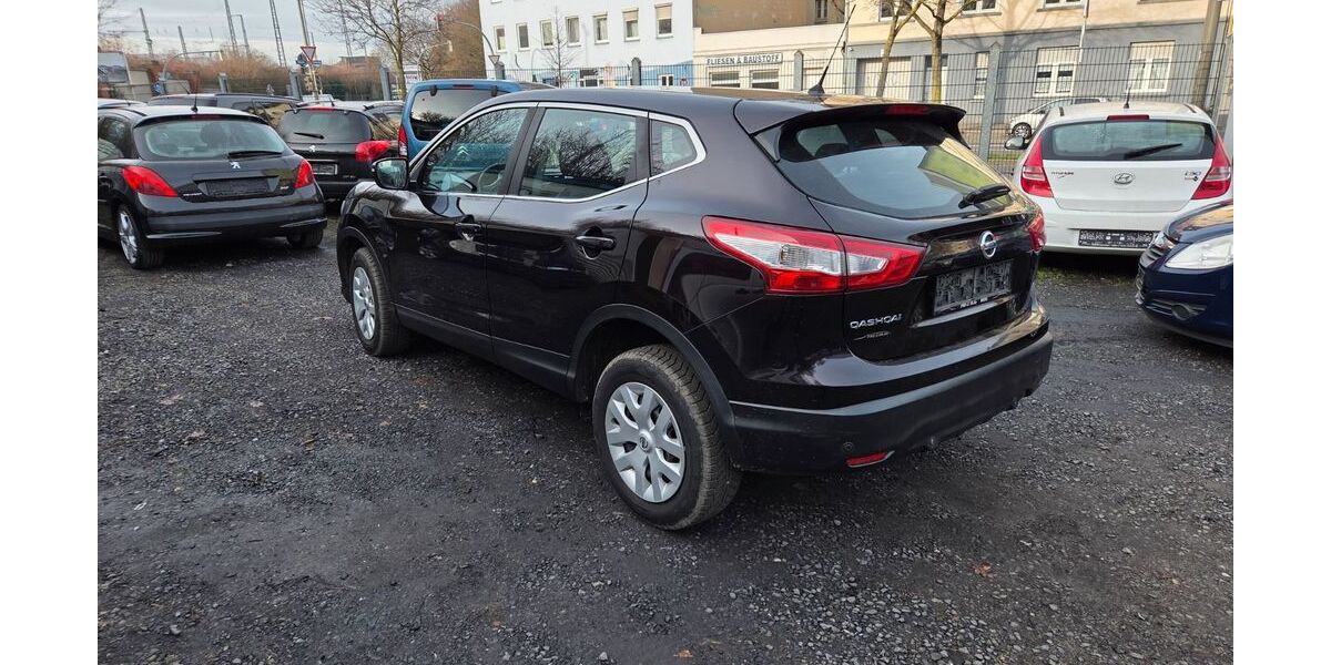 Nissan Qashqai 280.000 km 7.499 &euro; Dortmund 44147