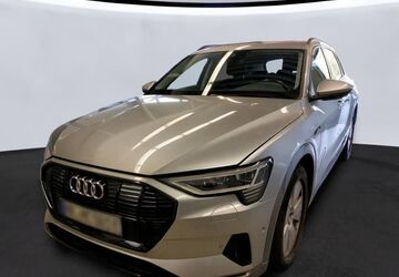 Audi e-tron 22.478 km 29.835 &euro; Hagen 58091