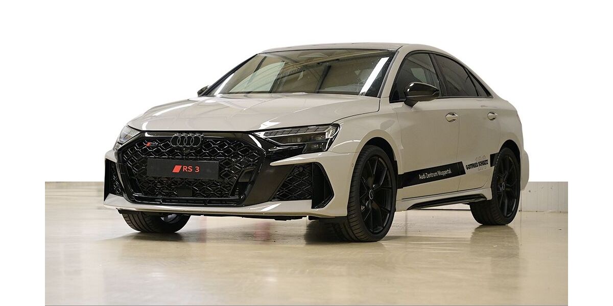 Audi RS3 1.500 km 75.690 &euro; Wuppertal 42109