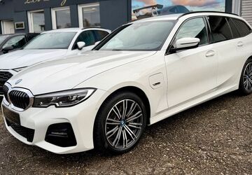 BMW 320 126.000 km 25.990 &euro; Mülheim and der Ruhr 45481