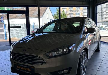 Ford Focus 78.000 km 8.999 &euro; Bochum 44809