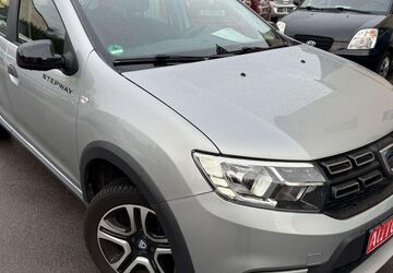 Dacia Sandero 23.000 km 12.699 &euro; Dortmund 44388