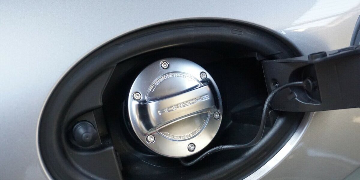 Porsche Cayman 718 Spyder PCCB 918 PDLS+ Approved 7.890 km 118.900 &euro; Wuppertal 42327