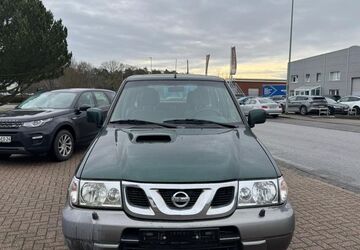 Nissan Terrano 71.000 km 4.999 &euro; Dortmund 44147