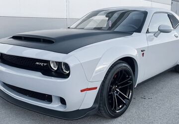 Dodge Challenger 12.500 km 37.490 &euro; Bochum 44809