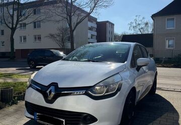 Renault Clio 84.800 km 6.390 &euro; Gelsenkirchen 45888