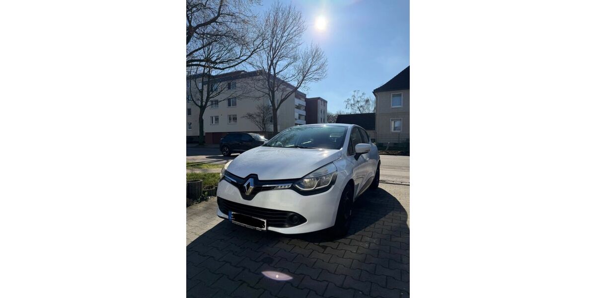 Renault Clio 84.800 km 6.390 &euro; Gelsenkirchen 45888