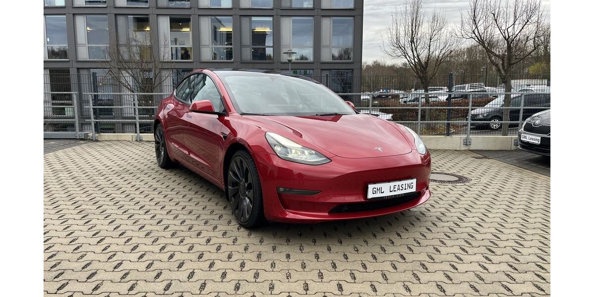 Tesla Model 3 71.500 km 30.890 &euro; Bochum 44801