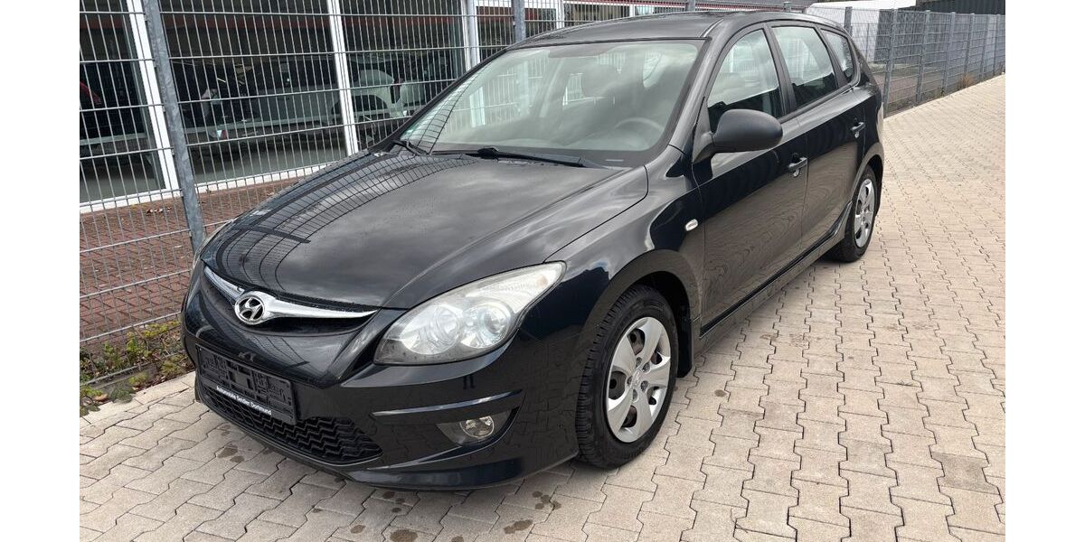 Hyundai i30 175.863 km 1.990 &euro; Dortmund 44145