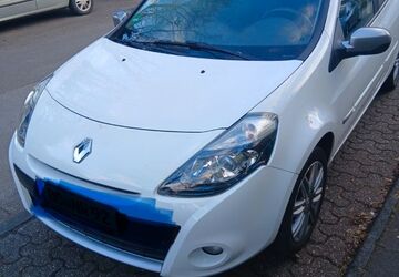 Renault Clio 117.500 km 5.800 &euro; Bochum 44799