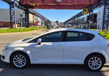 Seat Leon 145.800 km 4.390 &euro; Mülheim 45476