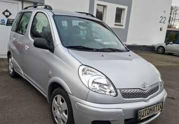Toyota Yaris 114.000 km 5.199 &euro; Schwerte 58239