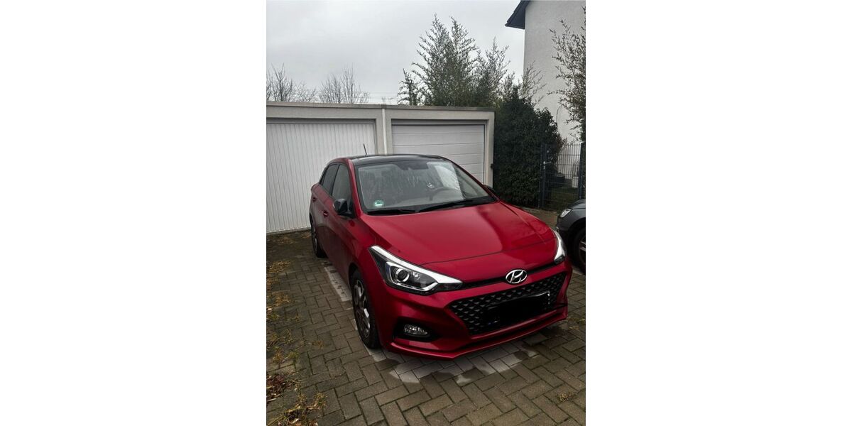 Hyundai i20 32.000 km 14.500 &euro; Essen 45279