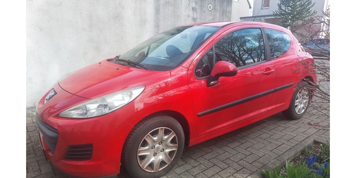 Peugeot 207 167.500 km 1.998 &euro; Bochum 44803