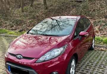 Ford Fiesta 152.500 km 2.700 &euro; Mülheim an der Ruhr 45481