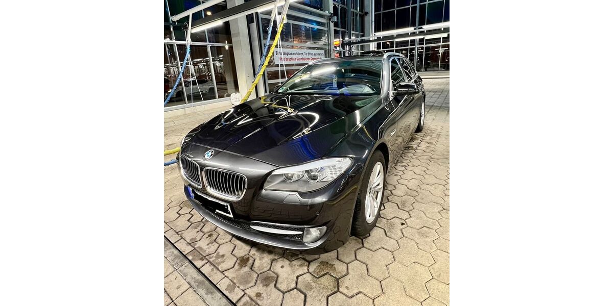 BMW 520 219.000 km 8.800 &euro; Mülheim an der Ruhr 45478