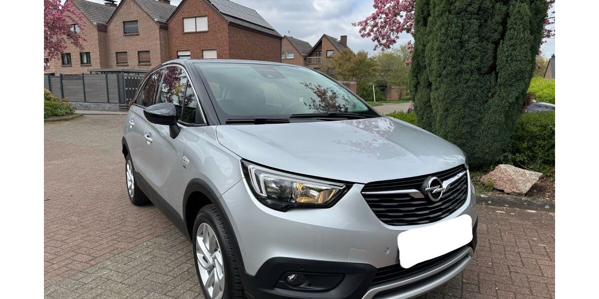Opel Crossland (X) 15.990 km 11.900 &euro; Bottrop 46238