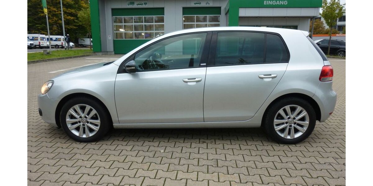 VW Golf 233.000 km 3.999 &euro; Essen 45144