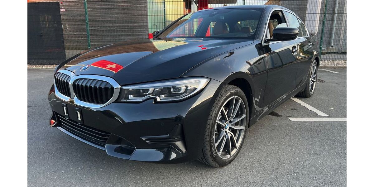 BMW 330 4.900 km 34.900 &euro; Wuppertal 42279