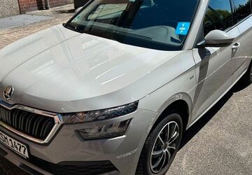 Skoda Kamiq 93.000 km 15.500 &euro; Dorsten 46284