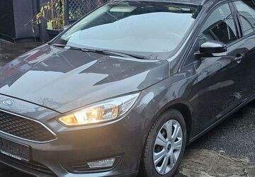 Ford Focus 69.390 km 9.990 &euro; Essen 45327