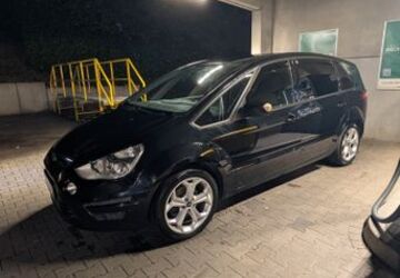 Ford S-Max 185.000 km 7.690 &euro; Wuppertal 42287