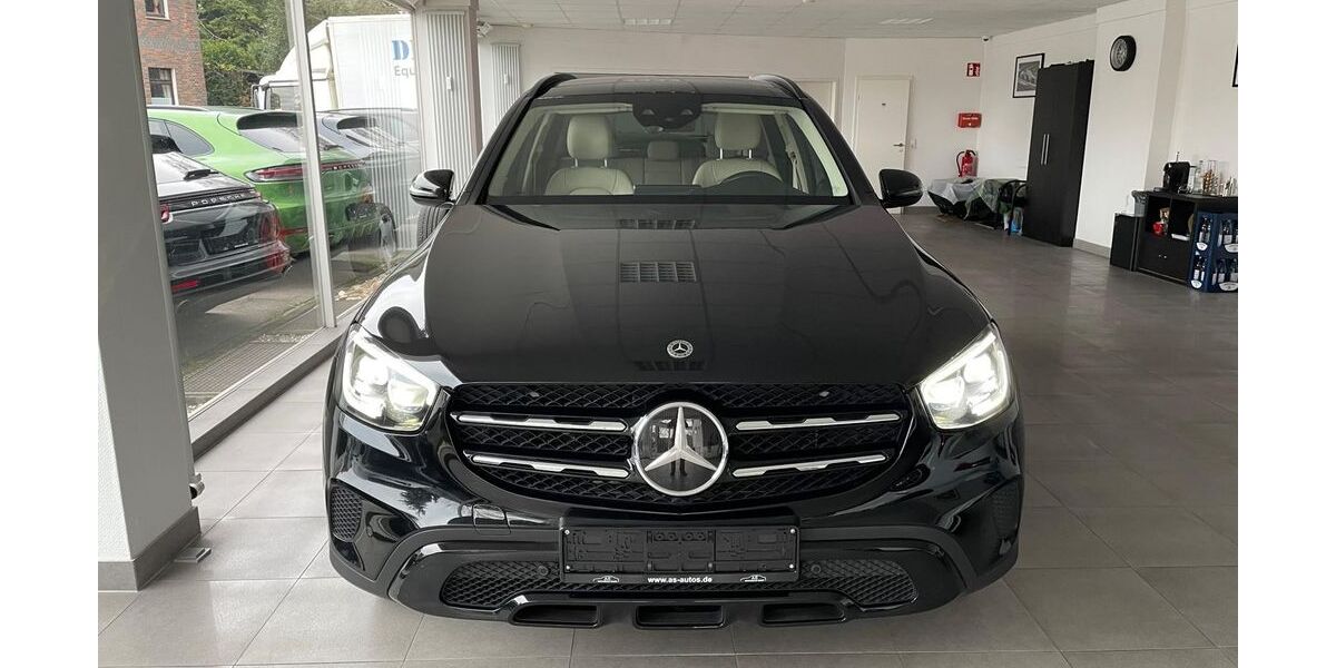 Mercedes-Benz GLC 300 91.400 km 34.980 &euro; Mülheim an der Ruhr 45478