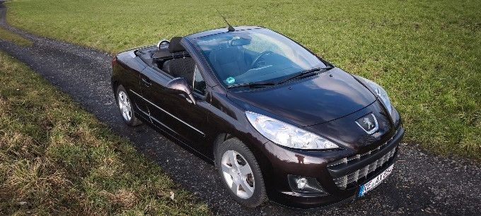 Peugeot 207 111.580 km 6.800 &euro; Castrop-Rauxel 44575